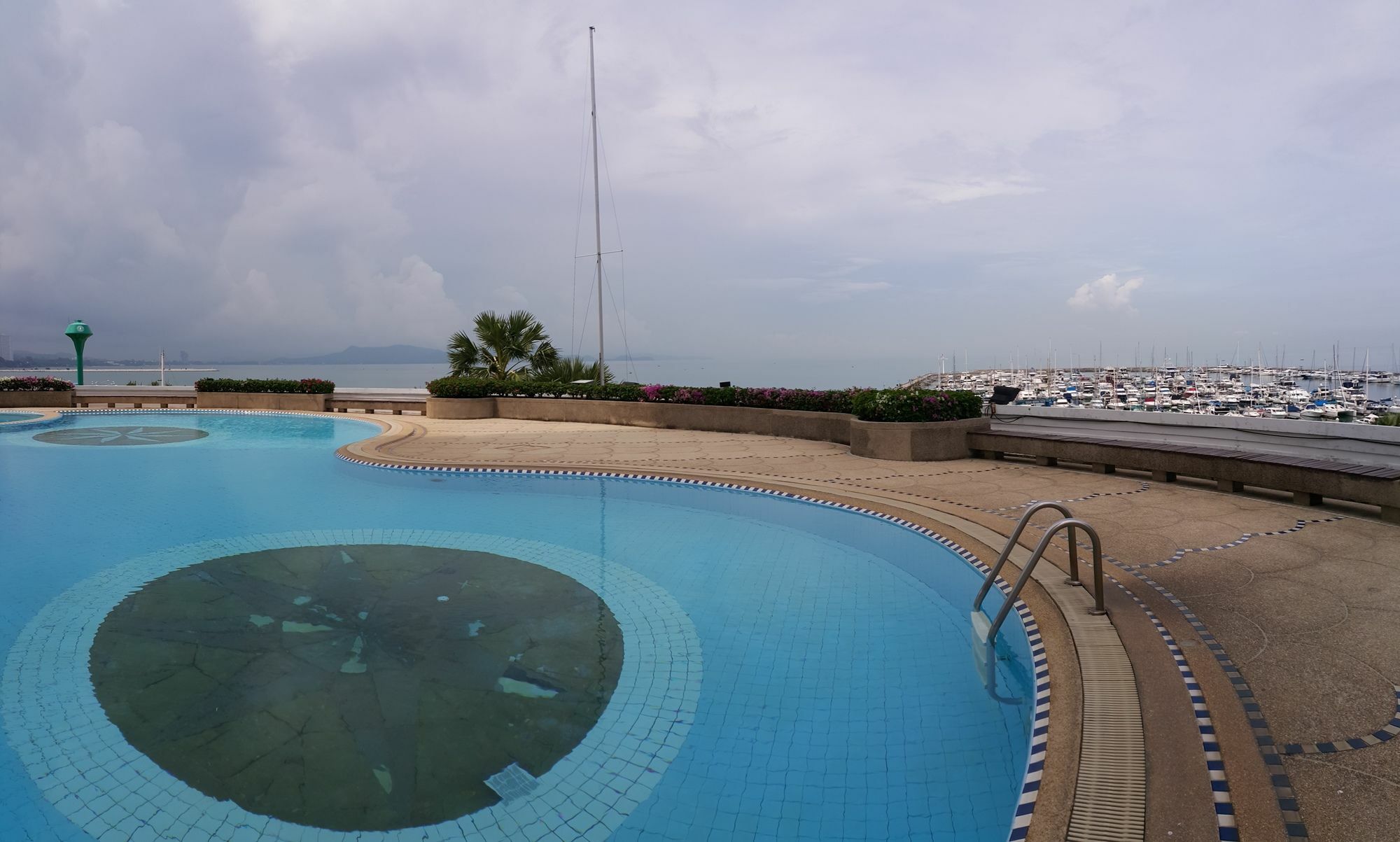 Ocean Marina Resort Pattaya Jomtien Na Chom Thian Ngoại thất bức ảnh